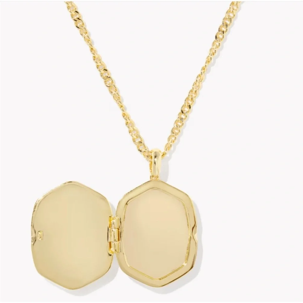 Kendra Scott x LoveShackFancy Daphne Gold Locket Necklace - Picture 8 of 16